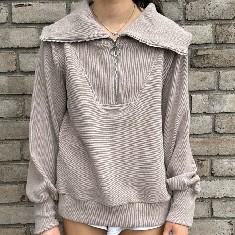 Varley Vine Taupe Long Sleeve Top